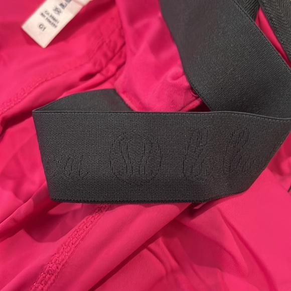 Lululemon top - Picture 4 of 4